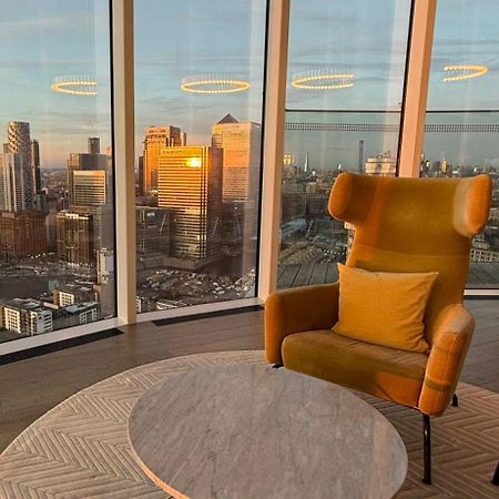 Luxury Modern 2 Bed Flat With Balcony And City View - Canary Wharf City Center Londra Dış mekan fotoğraf