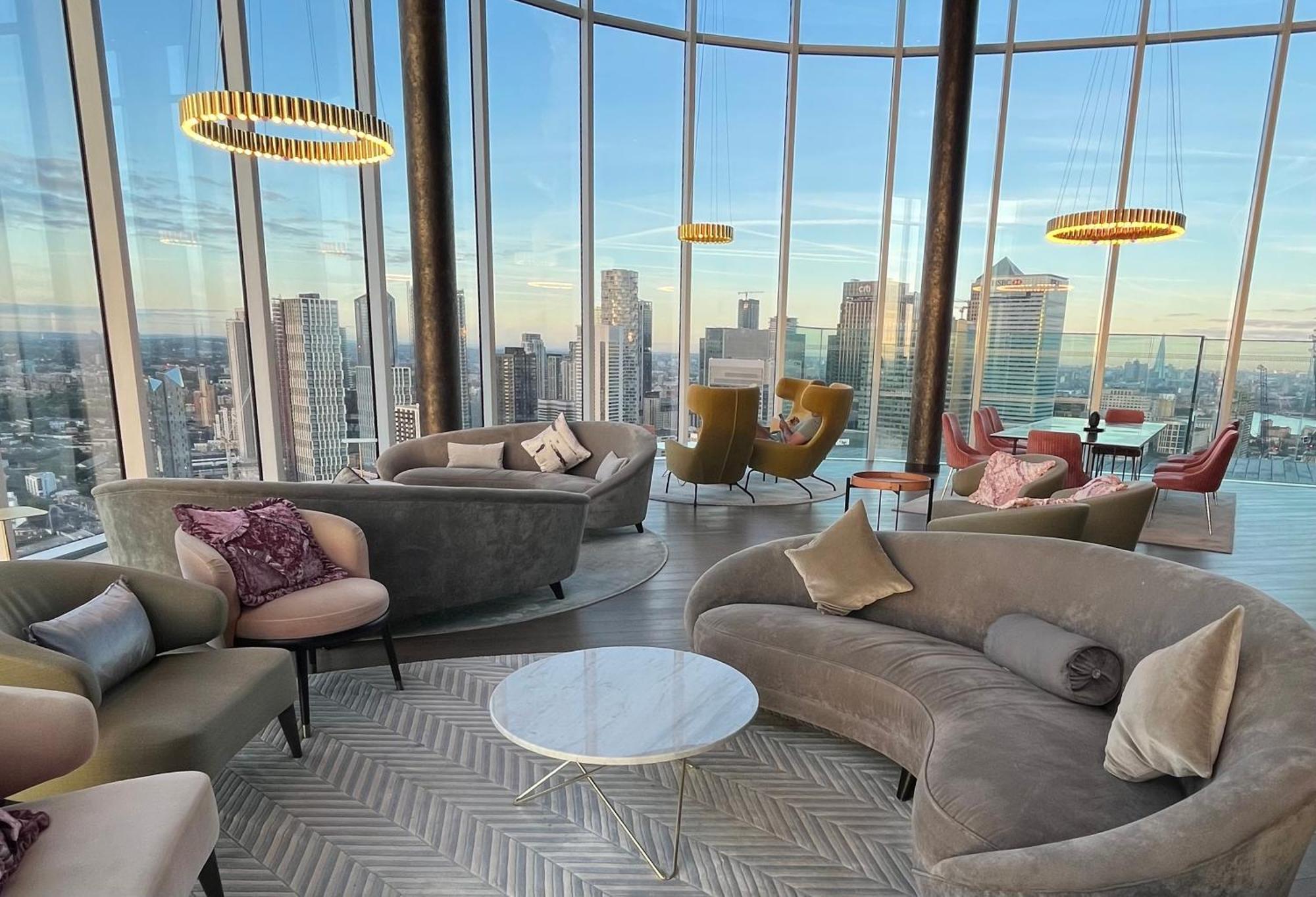 Luxury Modern 2 Bed Flat With Balcony And City View - Canary Wharf City Center Londra Dış mekan fotoğraf