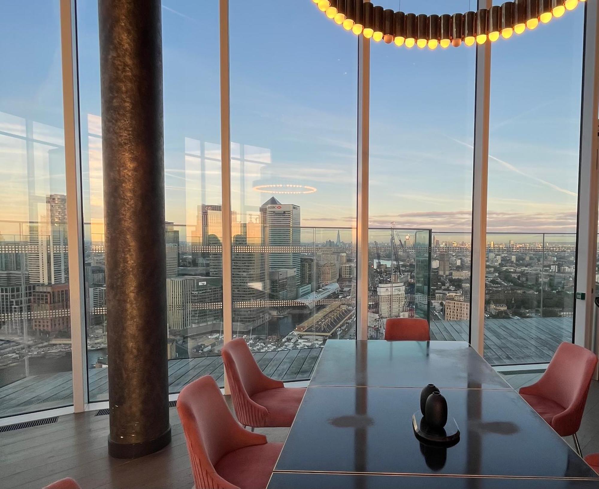 Luxury Modern 2 Bed Flat With Balcony And City View - Canary Wharf City Center Londra Dış mekan fotoğraf