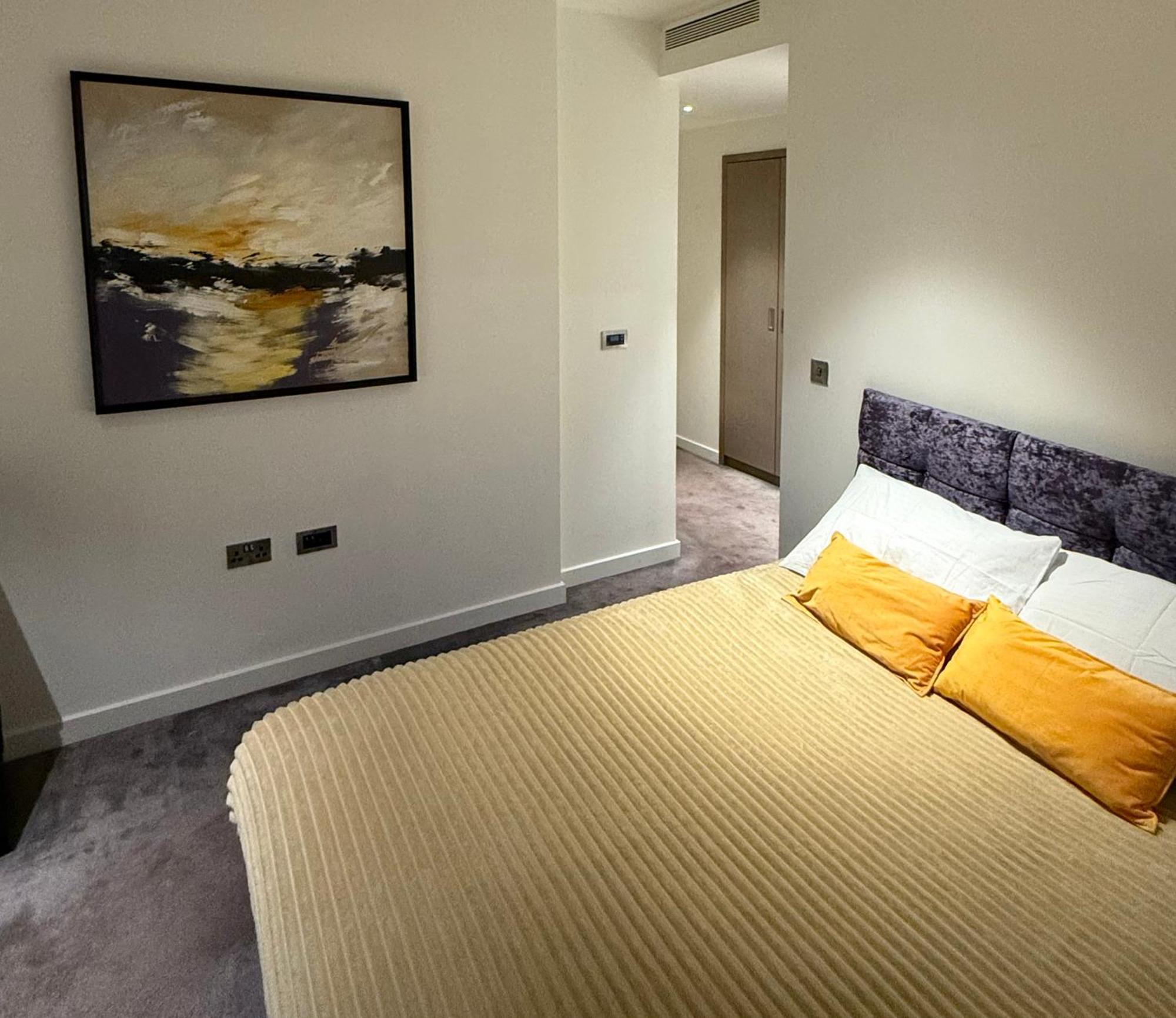 Luxury Modern 2 Bed Flat With Balcony And City View - Canary Wharf City Center Londra Dış mekan fotoğraf